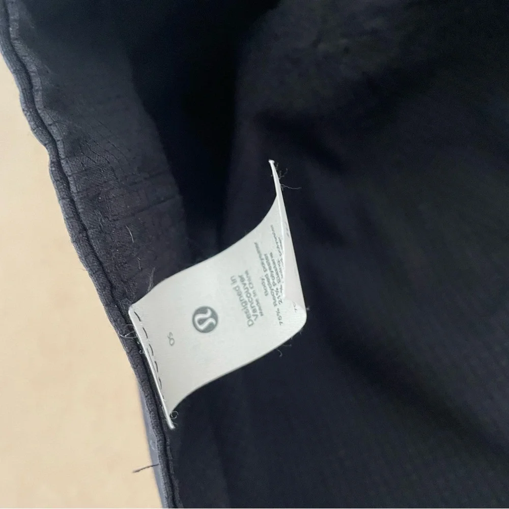 Lululemon Black Cap with Bow Detail - Picture 5 of 5